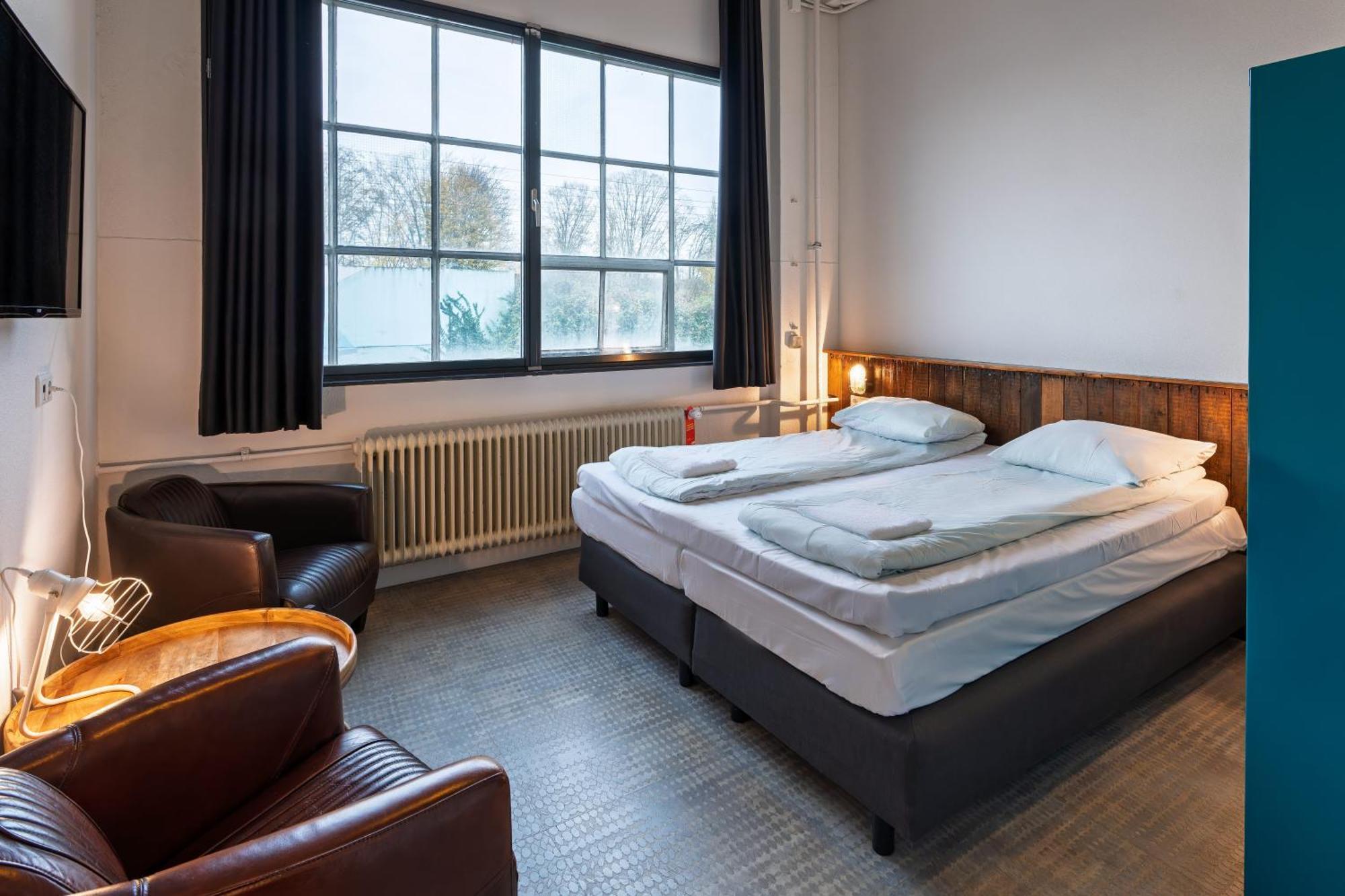 Stayokay Hostel Eindhoven - Blue Collar Екстериор снимка