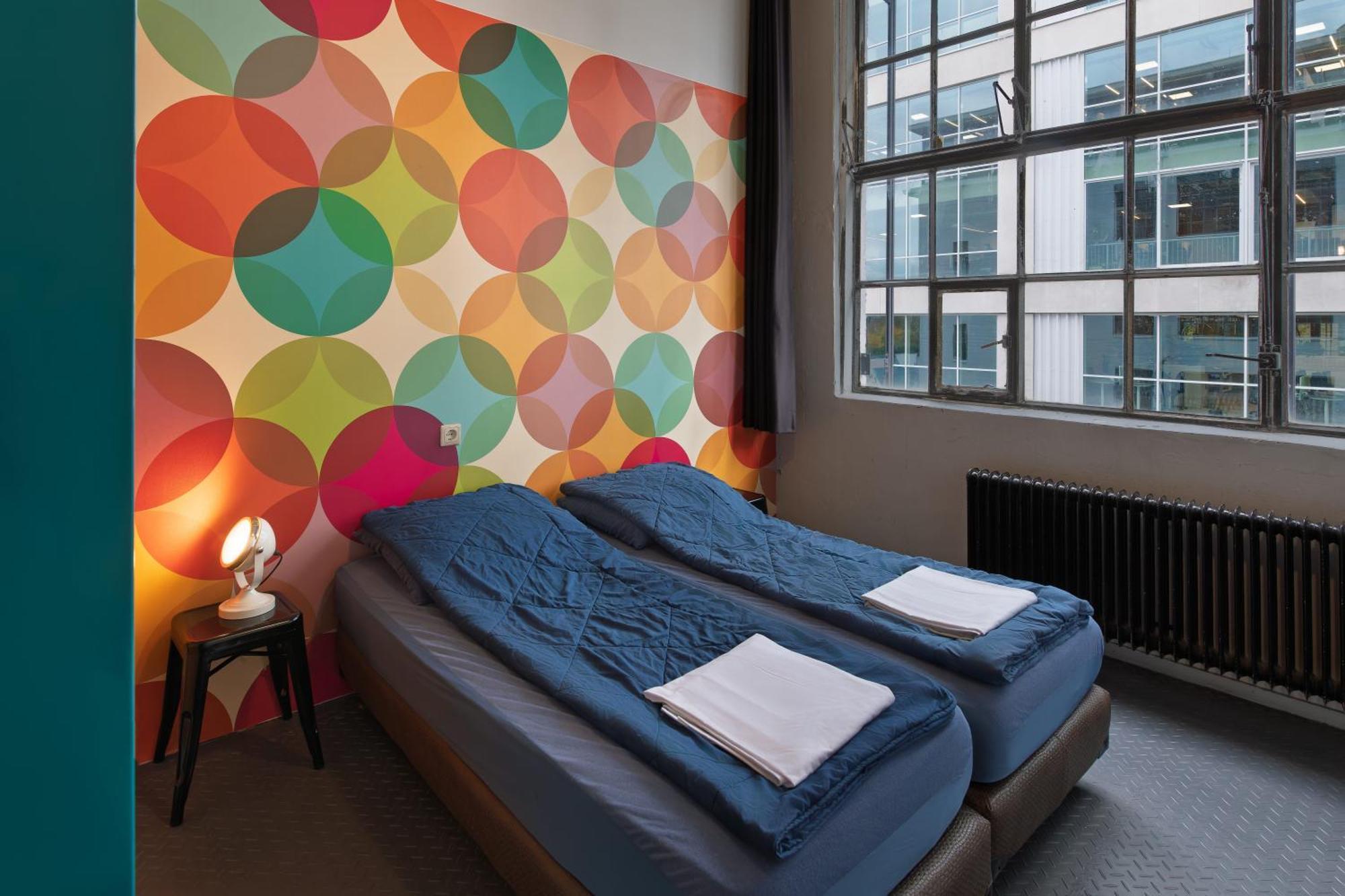 Stayokay Hostel Eindhoven - Blue Collar Екстериор снимка