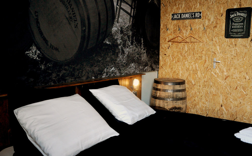 Stayokay Hostel Eindhoven - Blue Collar Екстериор снимка